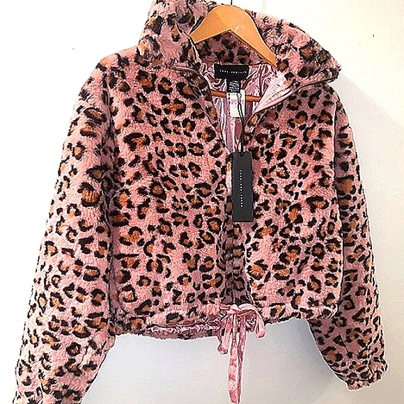 PINK VICTORIA'S SECRET Leopard Cheetah Fur Zip Teddy Bomber Jacket NWT - Picture 10 of 15